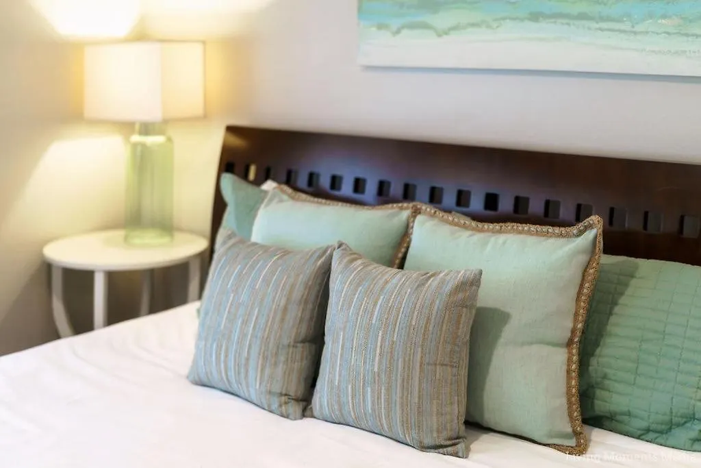 Holiday home Spacious Beachfront — Sleeps 6 — Ocean Views Kihei United States