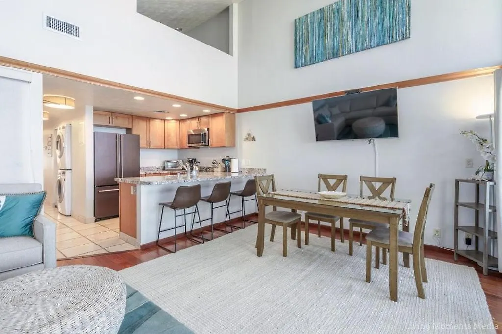 Holiday home Spacious Beachfront — Sleeps 6 — Ocean Views Kihei